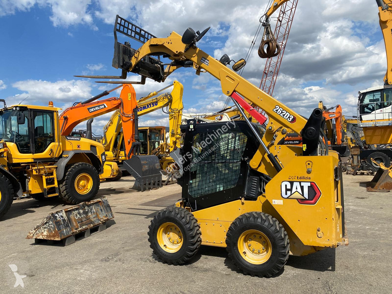 Nakladač Caterpillar D3 .