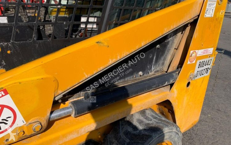 Shovel Bobcat