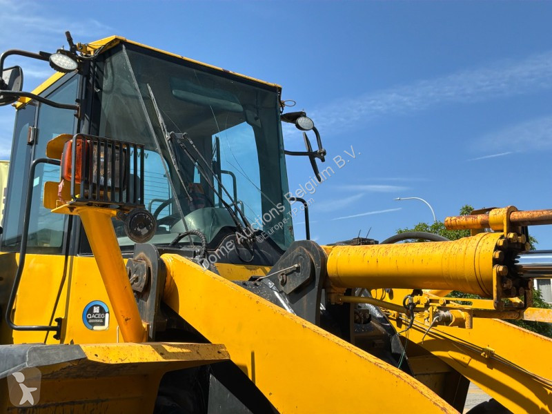 Навантажувач Komatsu