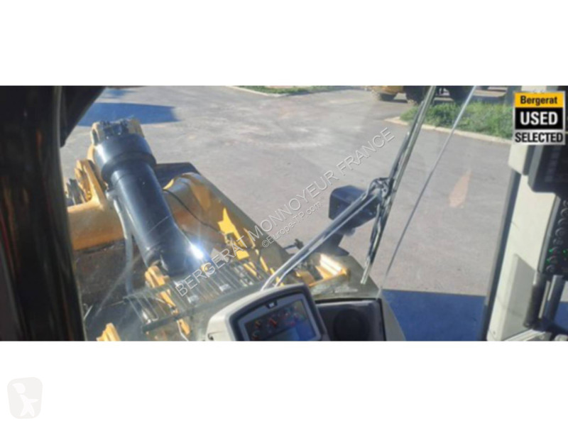 Chargeuse Caterpillar 972M XE