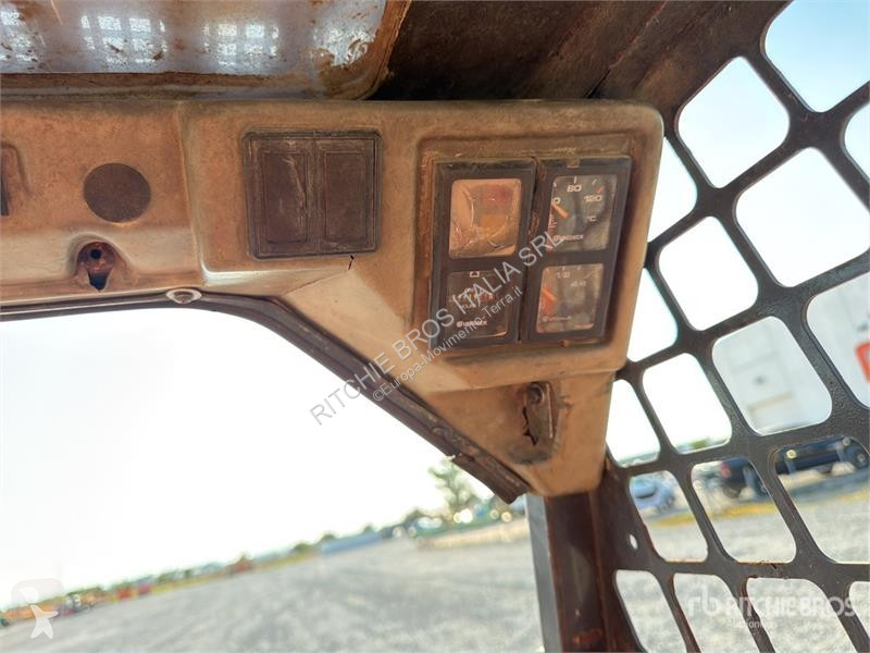 Pala cargadora FAI 333 Skid Steer Loader