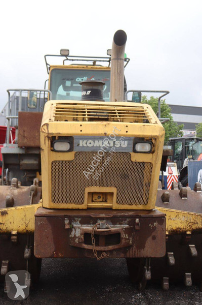 Chargeuse Komatsu WF450-3D