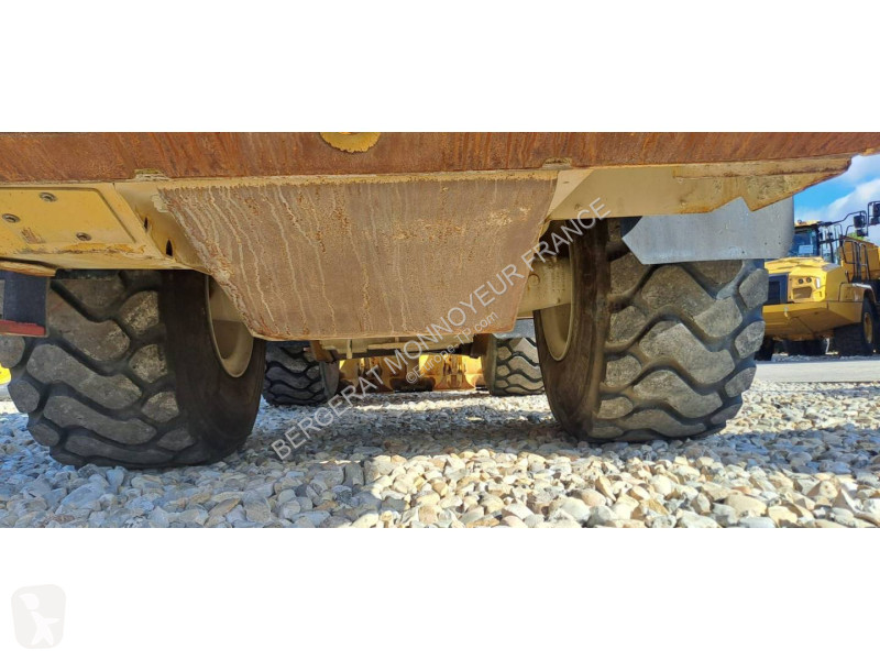 مُحمّلة Caterpillar 972M XE