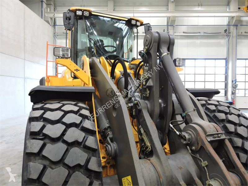 Shovel Volvo New Tyre+Bucket