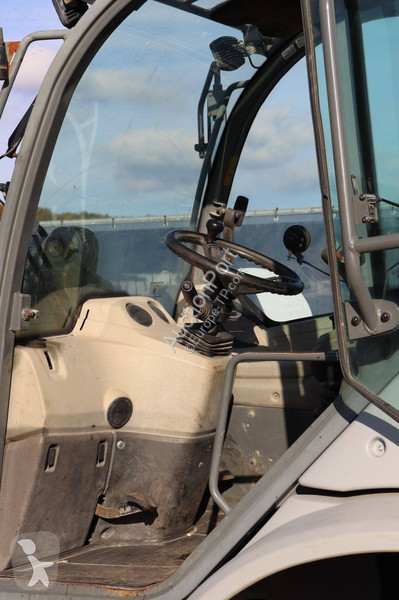 Kramer 353 loader