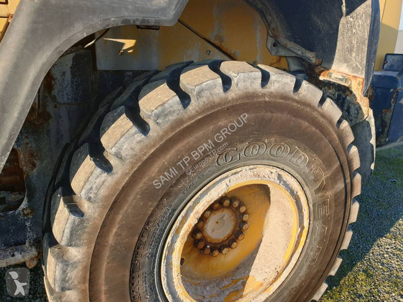 Pala Komatsu WA320-8