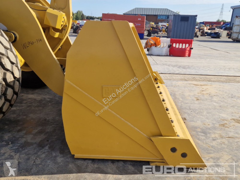Shovel Caterpillar 950L