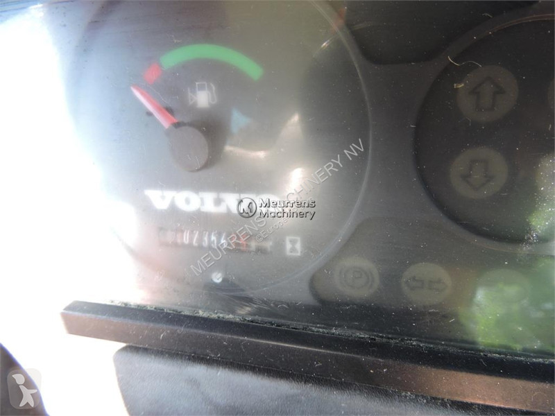 مُحمّلة Volvo L25F + FORK