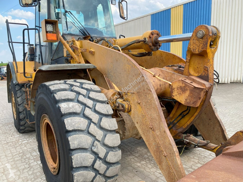 Shovel Caterpillar NVT