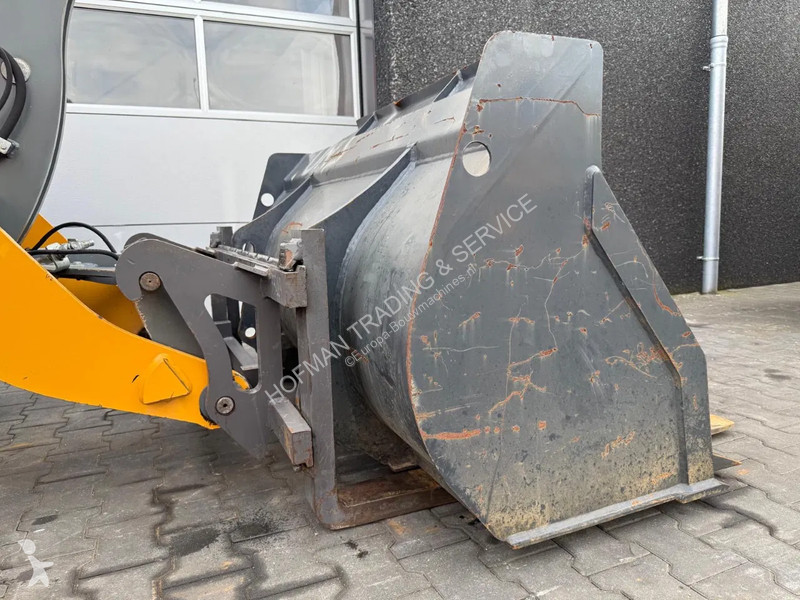 Incarcator Liebherr L508