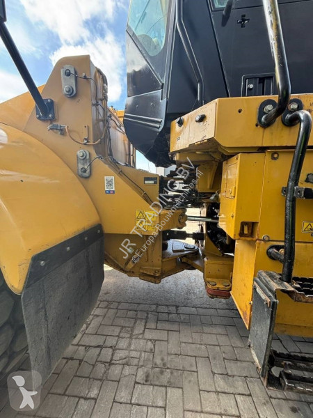 مُحمّلة Caterpillar (Verified low hours)