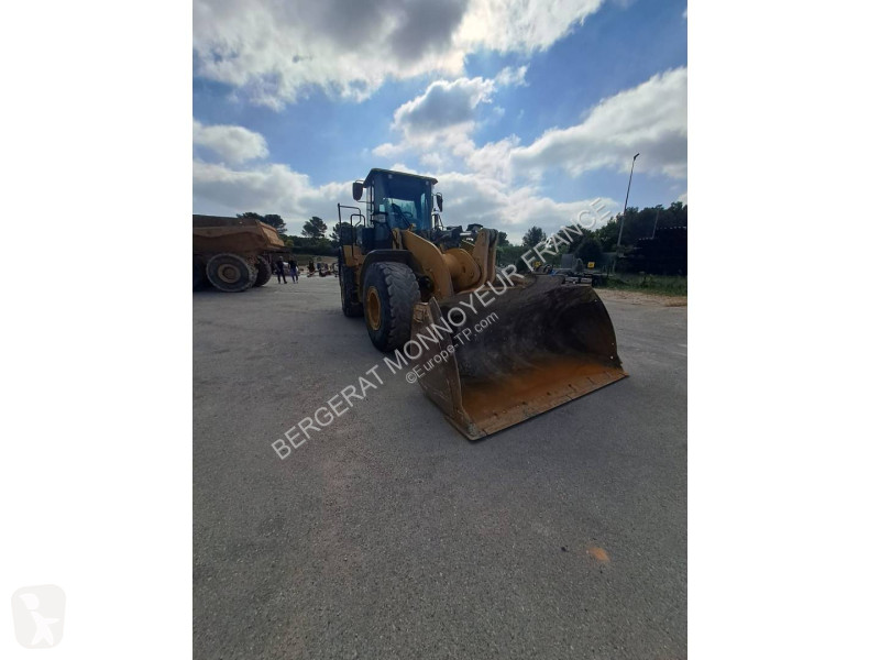 Nakladač Caterpillar 950GC