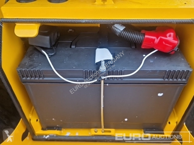 Incarcator JCB 409