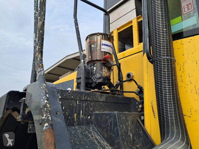 مُحمّلة Komatsu 8