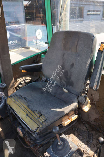 Nakladač Ahlmann AZ 18