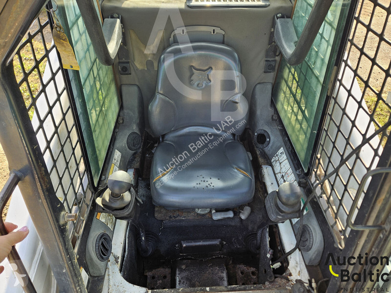 Фронтальный погрузчик Bobcat