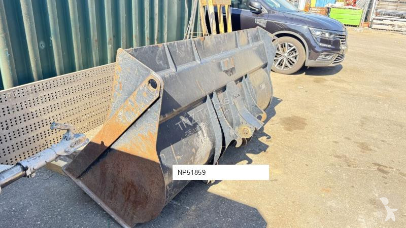 Shovel Komatsu WA 90 S
