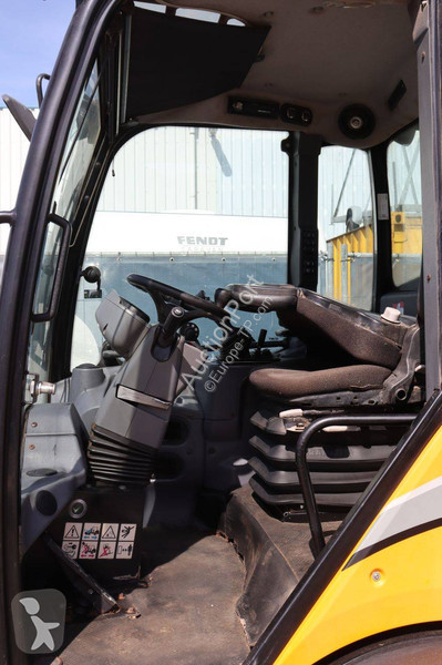 Фронтальный погрузчик Giant G5000DC Tele