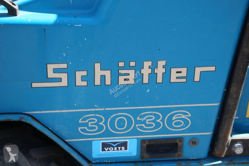 Chargeuse Schäffer 3036