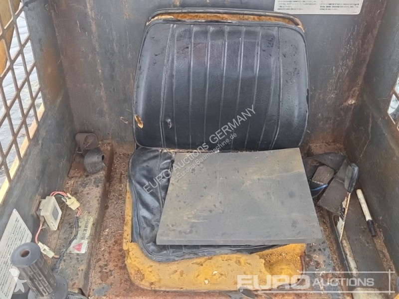 Shovel Bobcat 543