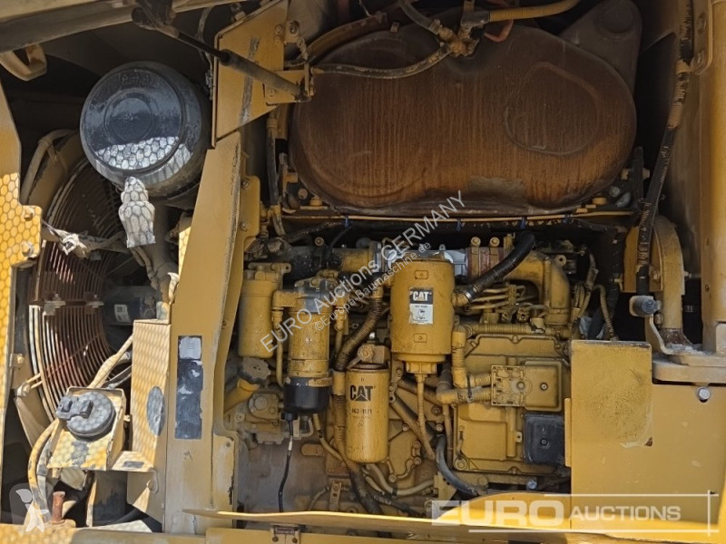 Товарач Caterpillar
