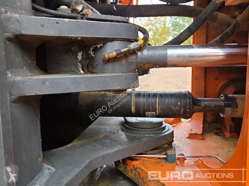 Shovel Doosan 3