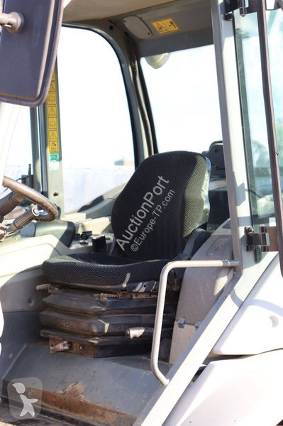 Kramer 353 loader
