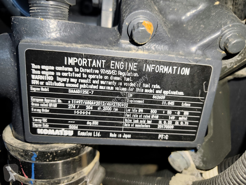 Pá carregadora Komatsu 4708