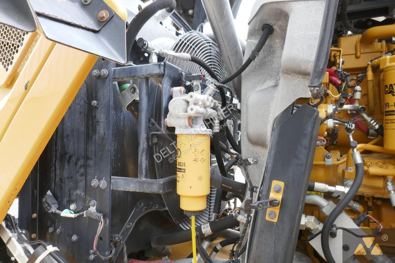 Nakladač Caterpillar 980M