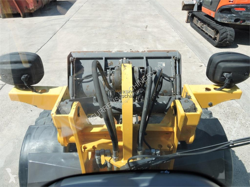 مُحمّلة Volvo L25F + FORK
