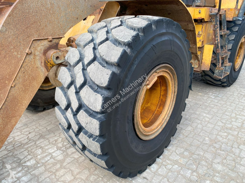 Shovel Caterpillar NVT