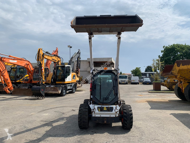 Shovel Bobcat NVT