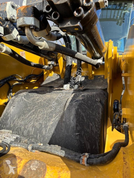Shovel Caterpillar 980 M