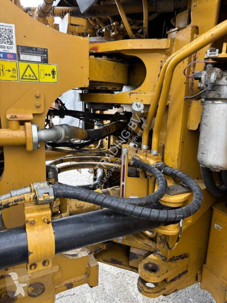 Shovel Caterpillar