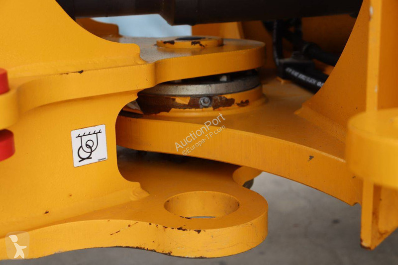 Shovel Volvo L60H