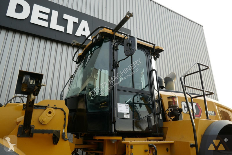 Nakladač Caterpillar 980M
