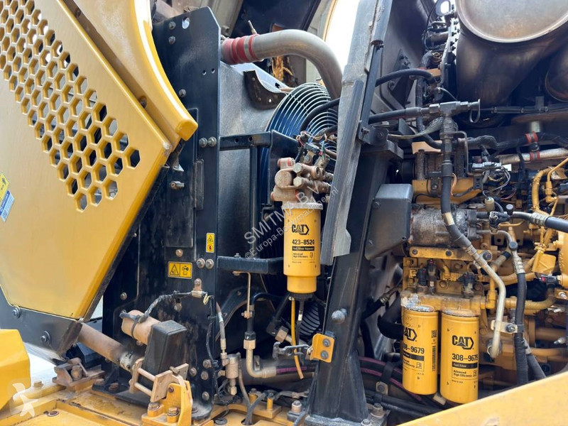 Nakladač Caterpillar 966M XE