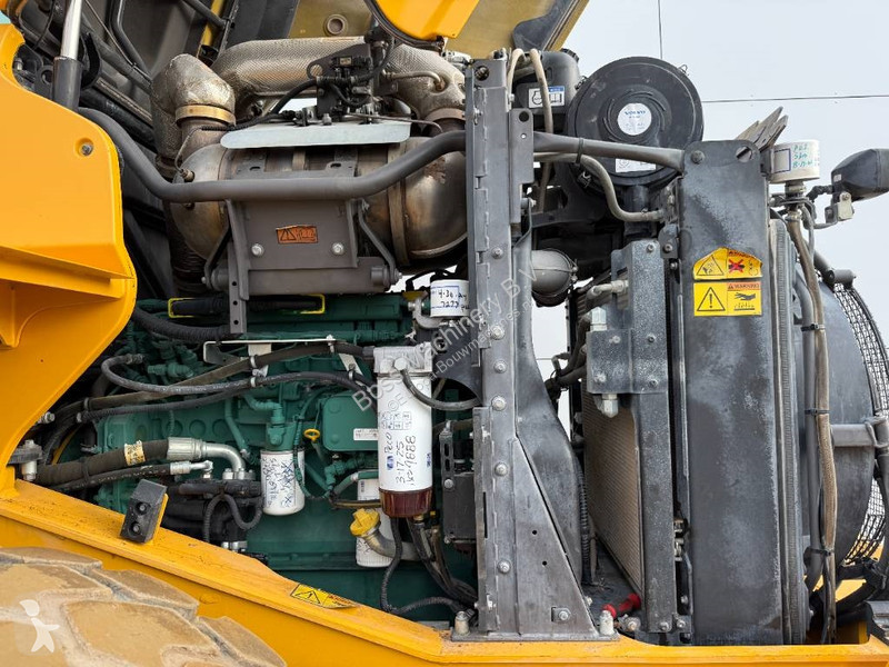 Nakladač Volvo L60H - Backup Camera / Quick...