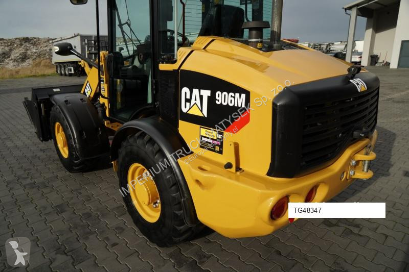 Nakladač Caterpillar 906M