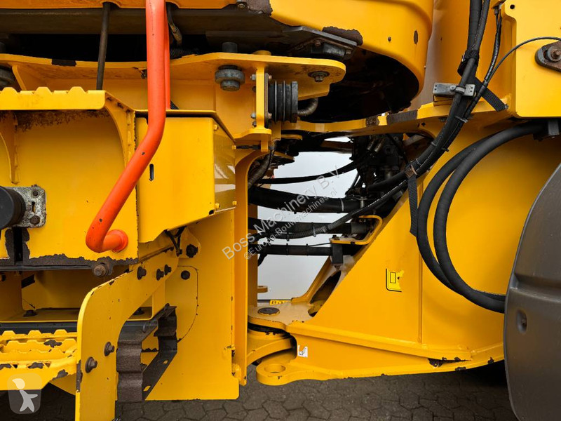 مُحمّلة Volvo - 3rd Function / Quick Coupler