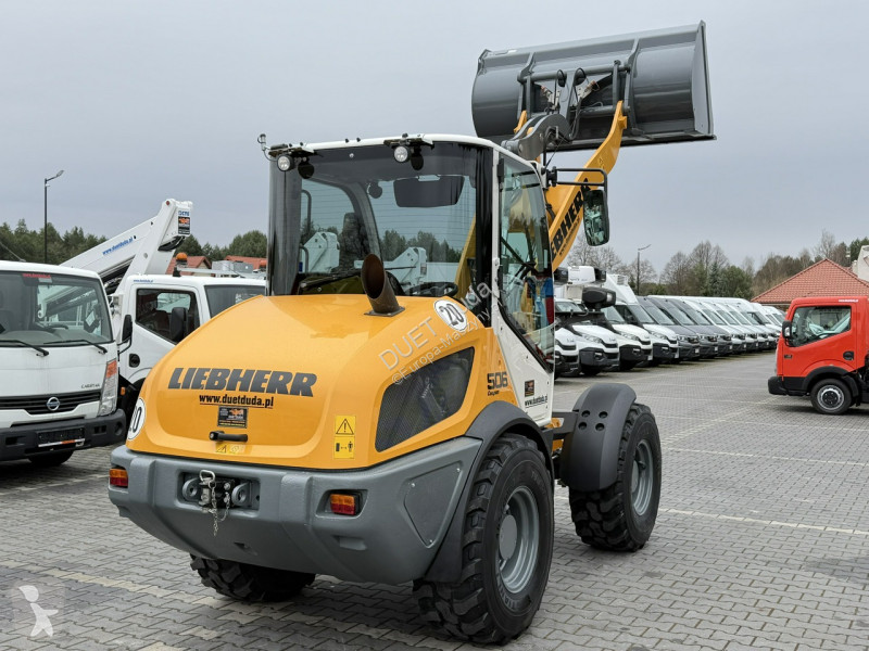 Nakladač Liebherr Compact Łyżka + Widły Super...