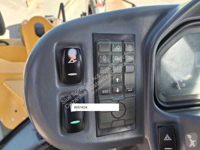Фронтальный погрузчик Volvo