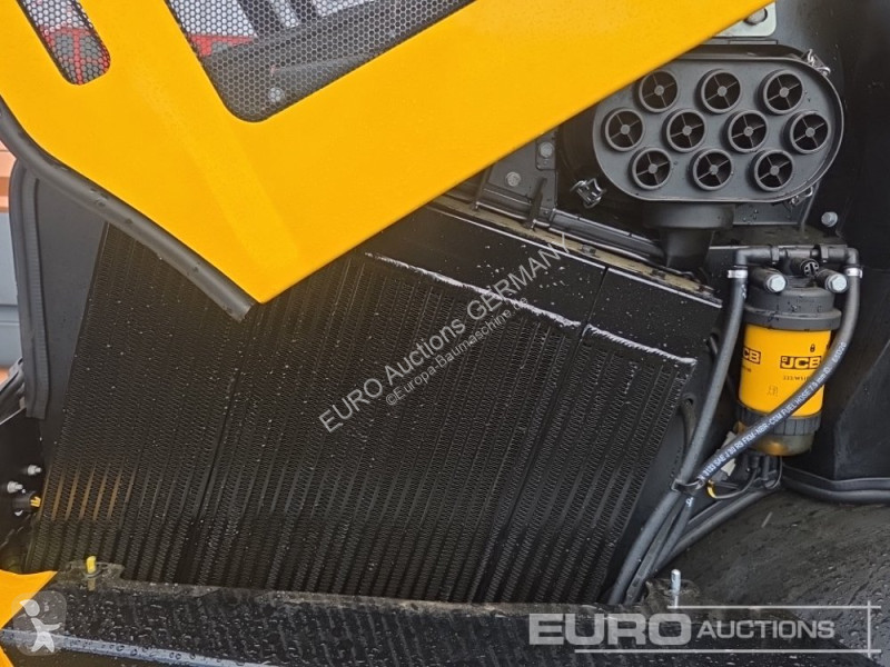 Shovel JCB 409