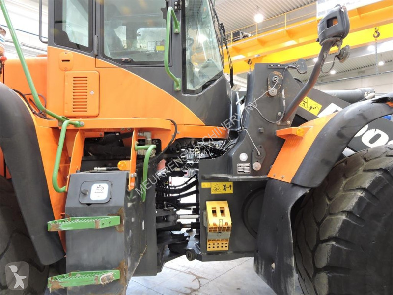 Фронтальный погрузчик Doosan