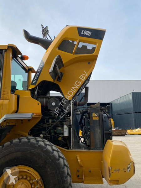 مُحمّلة Volvo (High tip bucket)