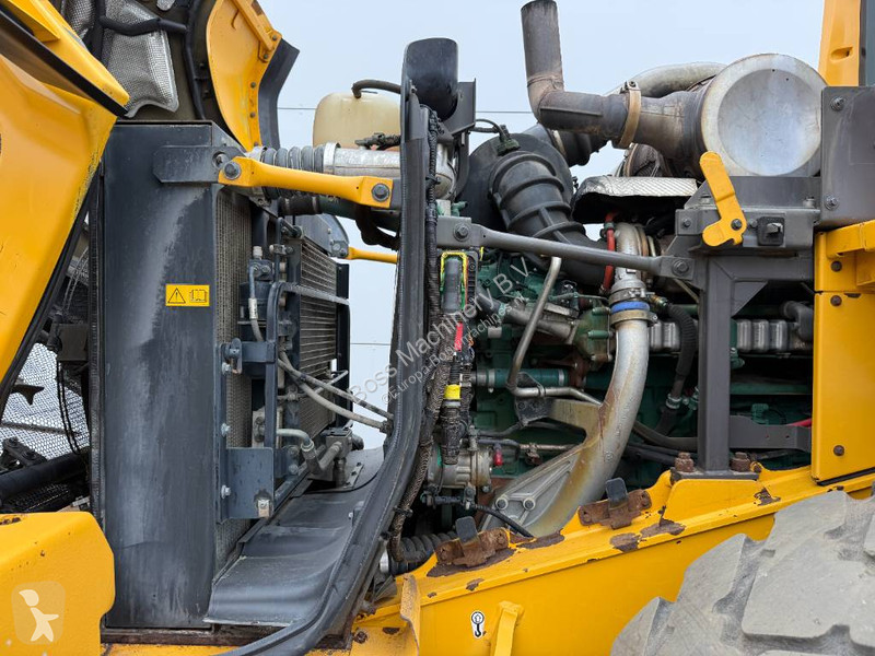 Фронтальный погрузчик Volvo - Dutch Machine /...