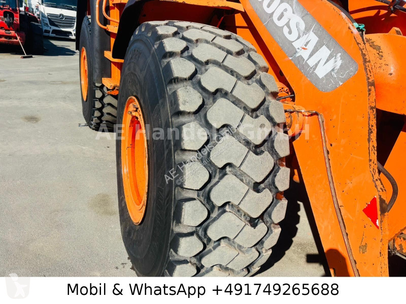 Фронтальный погрузчик Doosan...