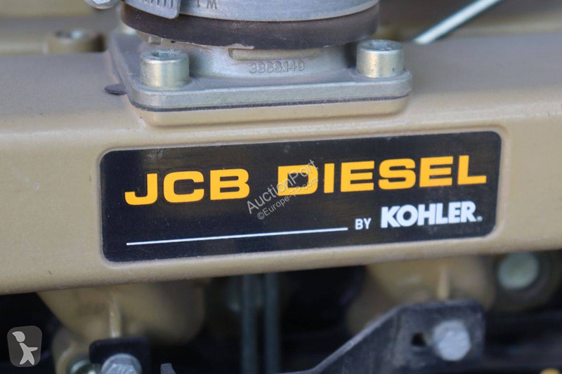Nakladač JCB T4