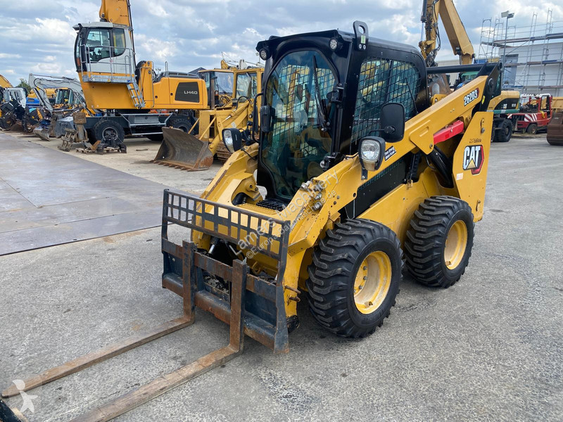 Nakladač Caterpillar D3 .
