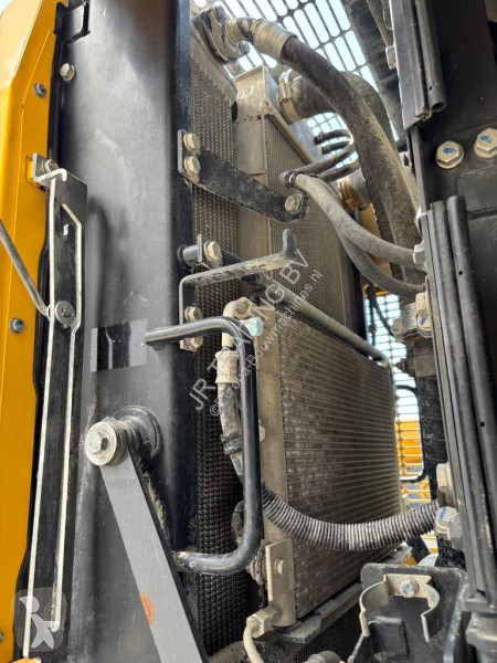 Фронтальный погрузчик Komatsu WA 200-8